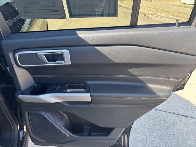 2023 Ford Explorer XLT 4WD