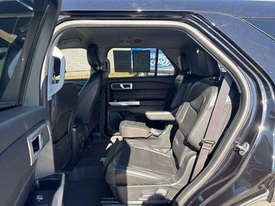 2023 Ford Explorer XLT 4WD