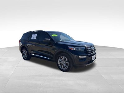 2023 Ford Explorer XLT 4WD