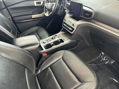 2021 Ford Explorer XLT 4WD