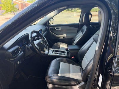2022 Ford Explorer XLT 4WD