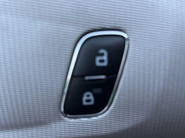 2025 Ford Explorer Active 4WD