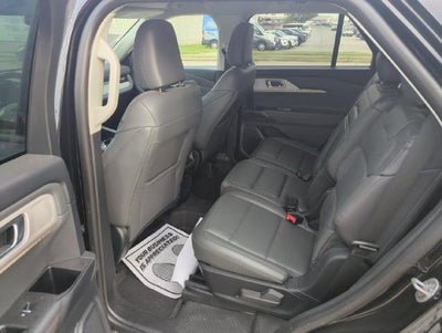 2025 Ford Explorer Active 4WD