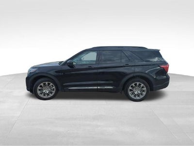 2025 Ford Explorer Active 4WD