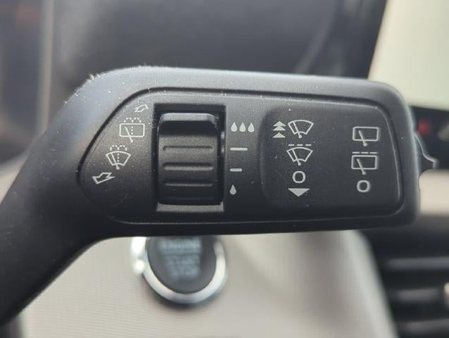2025 Ford Explorer Active 4WD