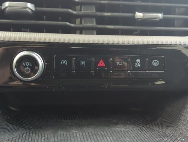 2025 Ford Explorer Active 4WD