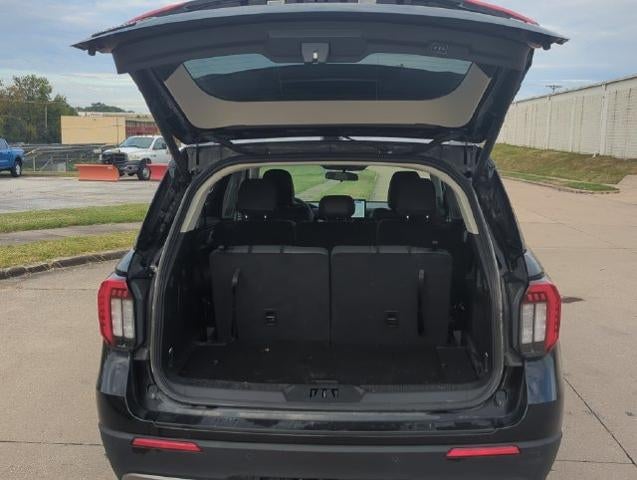 2025 Ford Explorer Active 4WD