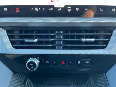 2025 Ford Explorer Active 4WD