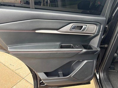 2025 Ford Explorer ST-Line 4WD