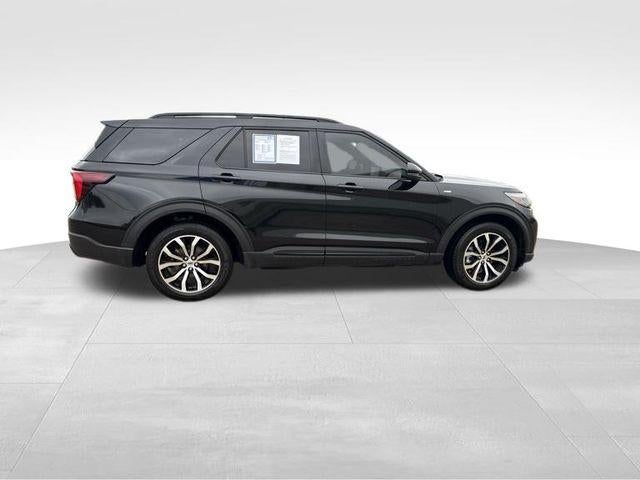 2025 Ford Explorer ST-Line 4WD