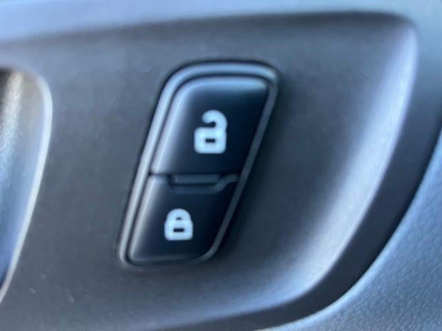 2017 Ford Transit Wagon T-150 130" Low Roof XLT Swing-Out RH Dr