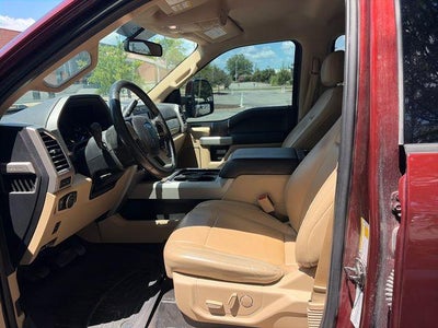 2017 Ford Super Duty F-250 SRW Lariat 4WD Crew Cab 6.75' Box