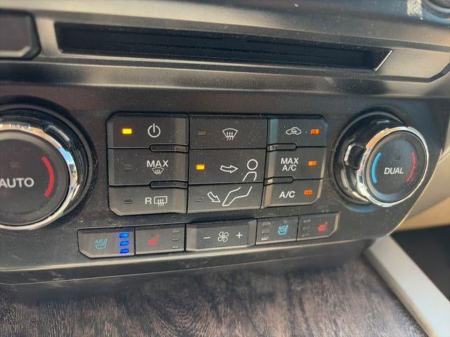 2017 Ford Super Duty F-250 SRW Lariat 4WD Crew Cab 6.75' Box