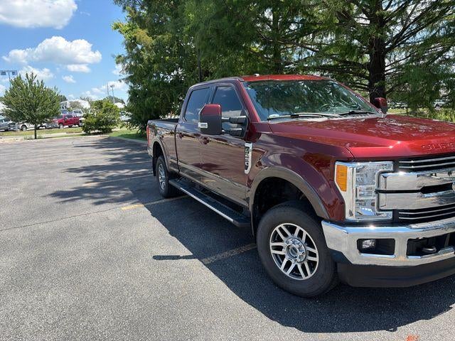 2017 Ford Super Duty F-250 SRW Lariat 4WD Crew Cab 6.75' Box