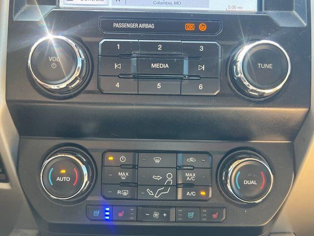 2019 Ford Super Duty F-250 SRW LARIAT 4WD Crew Cab 6.75' Box