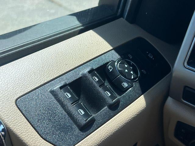 2019 Ford Super Duty F-250 SRW LARIAT 4WD Crew Cab 6.75' Box