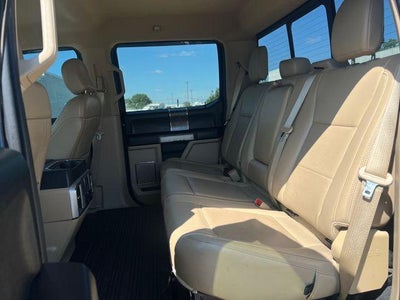 2019 Ford Super Duty F-250 SRW LARIAT 4WD Crew Cab 6.75' Box