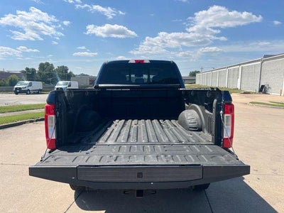 2019 Ford Super Duty F-250 SRW LARIAT 4WD Crew Cab 6.75' Box
