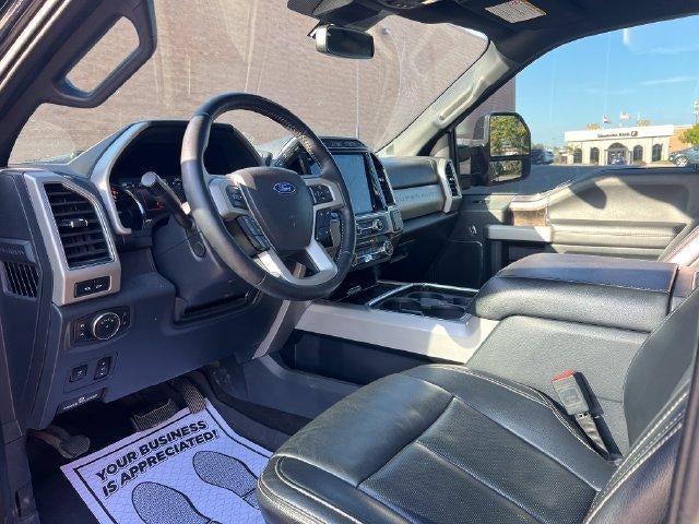 2022 Ford Super Duty F-250 SRW LARIAT 4WD Crew Cab 6.75' Box