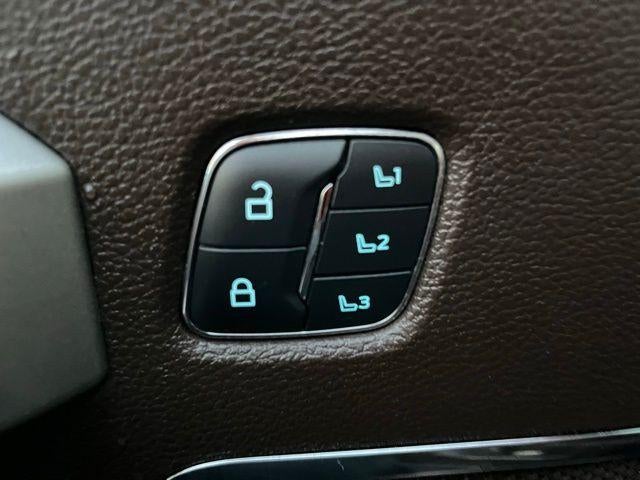 2022 Ford Super Duty F-250 SRW King Ranch 4WD Crew Cab 6.75' Box