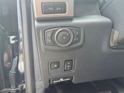 2022 Ford Super Duty F-350 SRW Platinum 4WD Crew Cab 6.75' Box