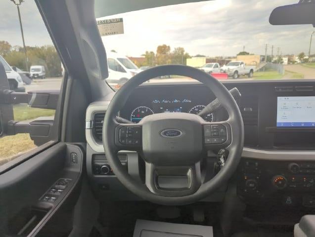 2024 Ford Super Duty F-350 SRW XL 4WD Crew Cab 6.75' Box