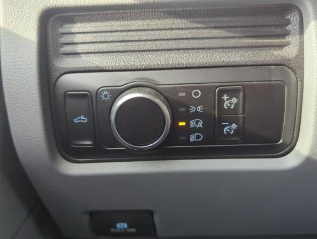 2024 Ford Super Duty F-350 SRW XL 4WD Crew Cab 6.75' Box