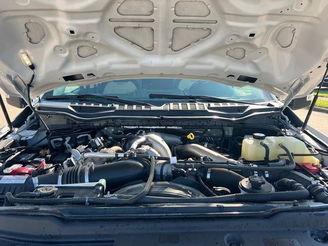2020 Ford Super Duty F-350 DRW Limited 4WD Crew Cab 8' Box