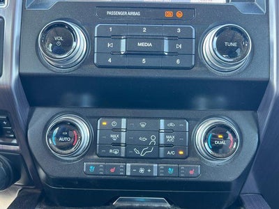 2020 Ford Super Duty F-350 DRW Limited 4WD Crew Cab 8' Box