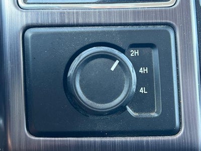2020 Ford Super Duty F-350 DRW Limited 4WD Crew Cab 8' Box