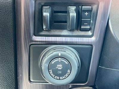 2020 Ford Super Duty F-350 DRW Limited 4WD Crew Cab 8' Box
