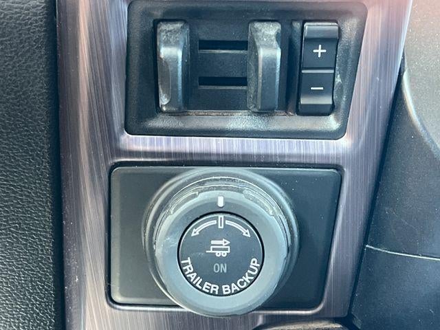 2020 Ford Super Duty F-350 DRW Limited 4WD Crew Cab 8' Box
