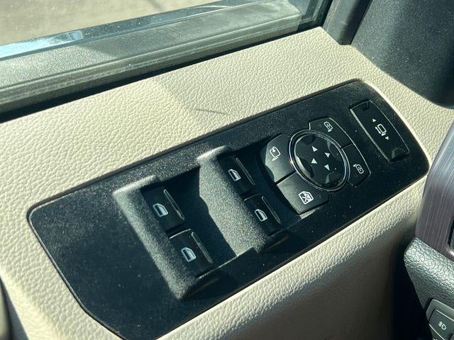 2020 Ford Super Duty F-350 DRW Limited 4WD Crew Cab 8' Box