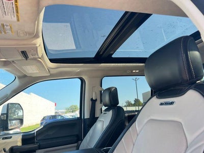 2020 Ford Super Duty F-350 DRW Limited 4WD Crew Cab 8' Box