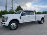 2017 Ford Super Duty F-450 DRW Platinum 4WD Crew Cab 8' Box