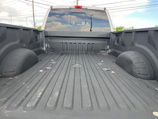 2017 Ford Super Duty F-450 DRW Platinum 4WD Crew Cab 8' Box