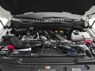 2017 Ford Super Duty F-450 DRW Platinum 4WD Crew Cab 8' Box