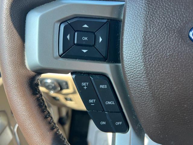 2020 Ford F-150 LARIAT 4WD SuperCrew 5.5' Box