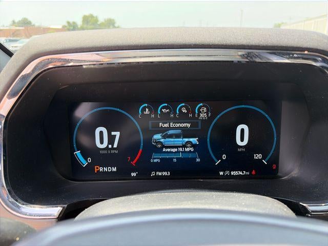 2021 Ford F-150 LARIAT 4WD SuperCrew 5.5' Box