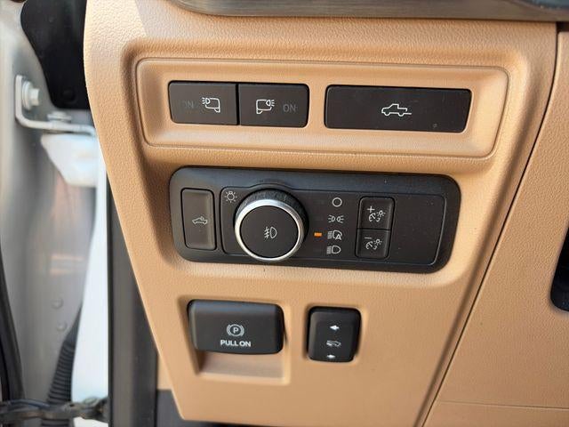 2021 Ford F-150 LARIAT 4WD SuperCrew 5.5' Box
