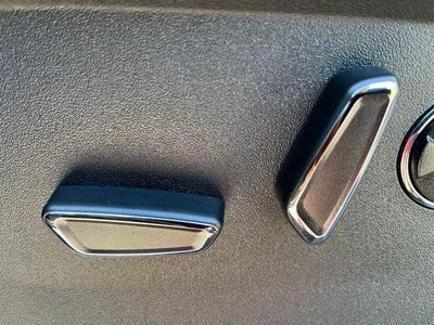 2023 Ford F-150 LARIAT 4WD SuperCrew 5.5' Box