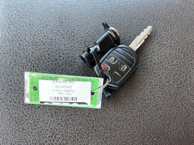 2014 Ford F-150 4WD SuperCrew 5-1/2 Ft Box XLT