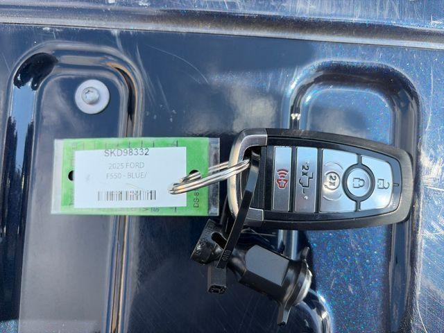 2025 Ford F-150 LARIAT 4WD SuperCrew 5.5' Box