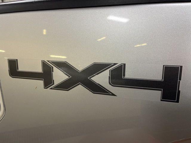 2013 Ford F-150 4WD SuperCab 6-1/2 Ft Box XLT