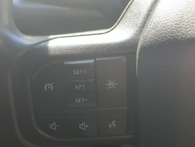 2022 Ford F-150 XL 2WD Reg Cab 6.5' Box