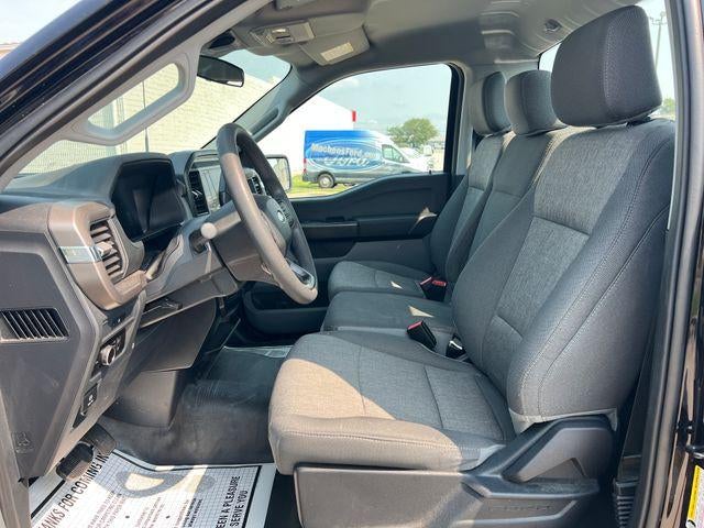 2025 Ford F-150 XL 4WD Reg Cab 8' Box