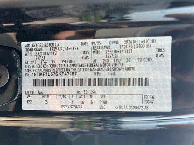 2025 Ford F-150 XL 4WD Reg Cab 8' Box