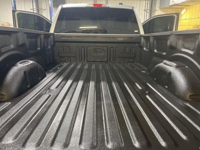 2025 Ford F-150 XL 4WD Reg Cab 8' Box