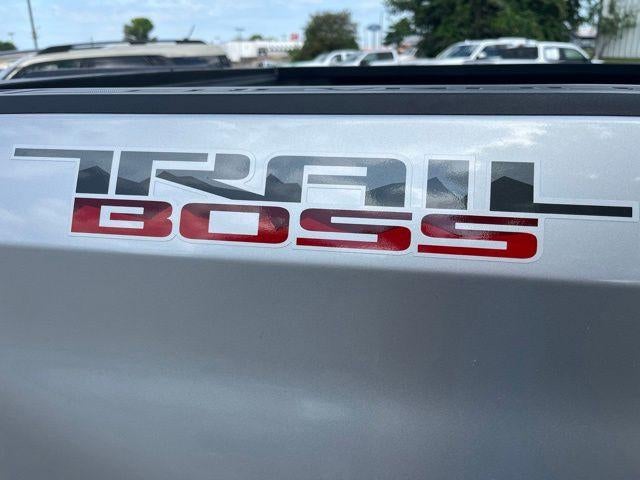 2020 Chevrolet Silverado 1500 Crew Cab Short Box 4-Wheel Drive LT Trail Boss