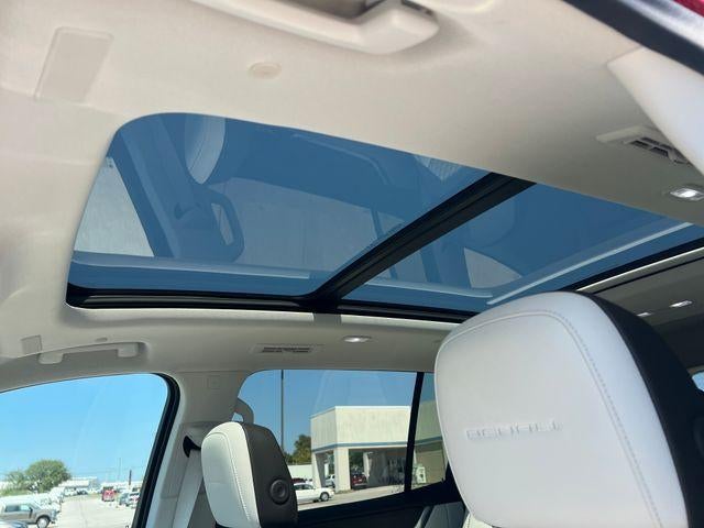 2024 GMC Acadia AWD Denali